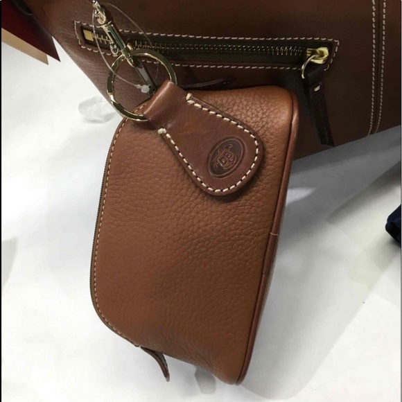 NWT Dooney & Bourke Front Duel Zipper Hobo Bag in Gorgeous Light Carmel Brown - Picture 7 of 10